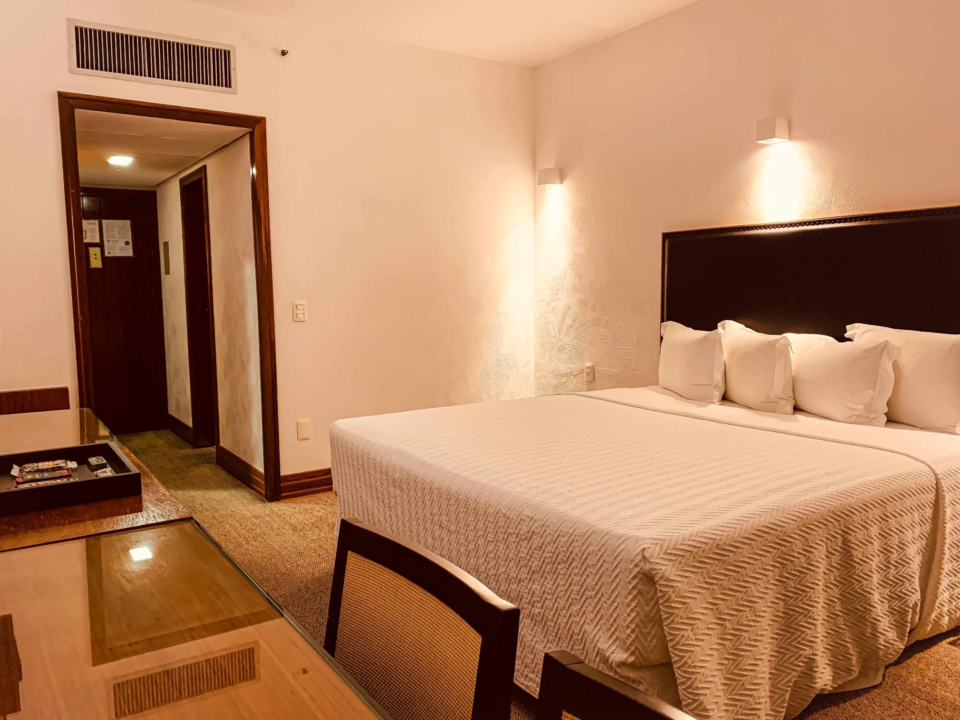 Ouro Minas Hotel Belo Horizonte, Dolce By Wyndham Exterior foto A room at the hotel