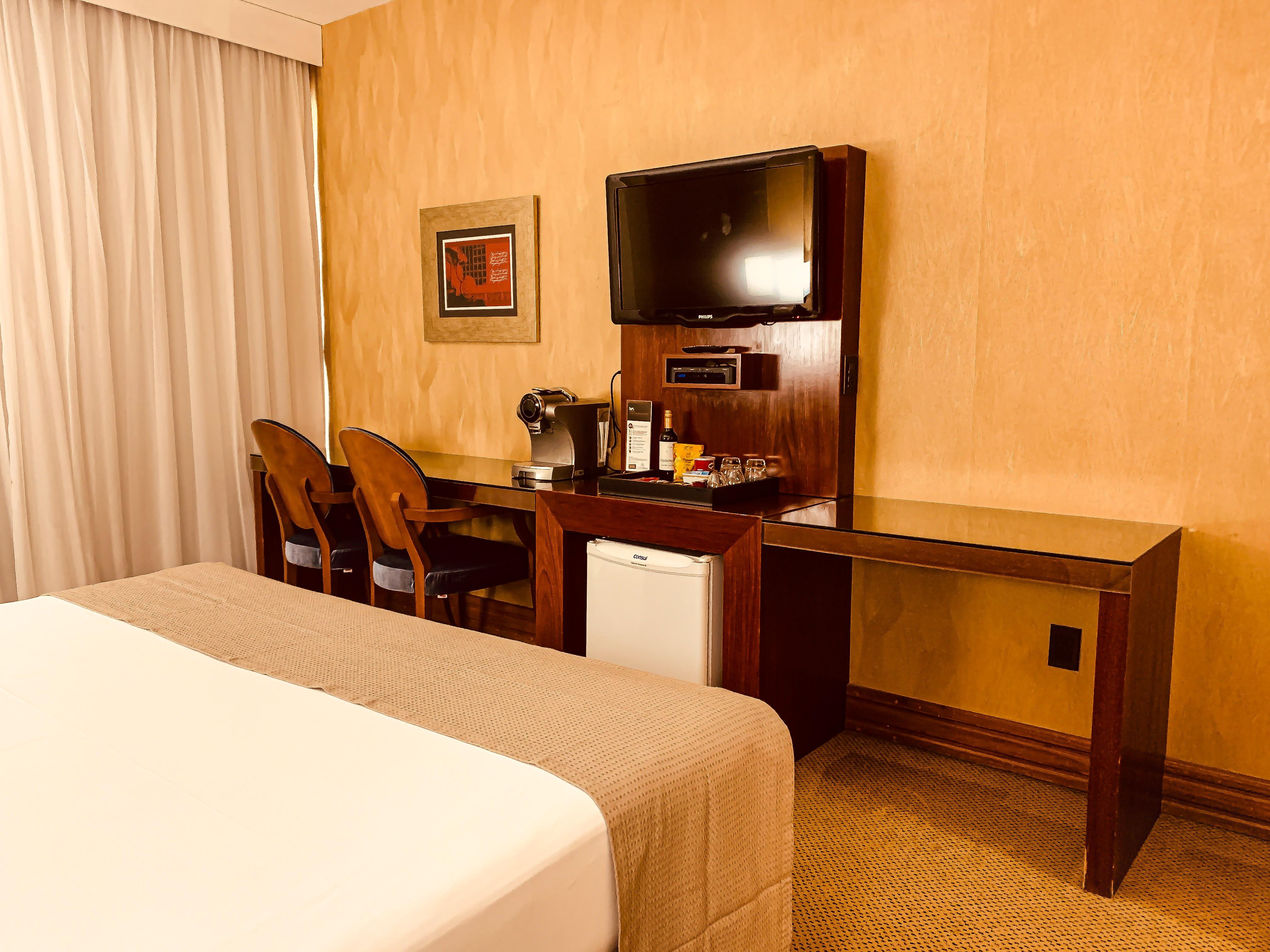 Ouro Minas Hotel Belo Horizonte, Dolce By Wyndham Exterior foto A room at the hotel